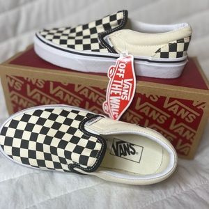 NWT Kids 13.5 Vans slip-ons